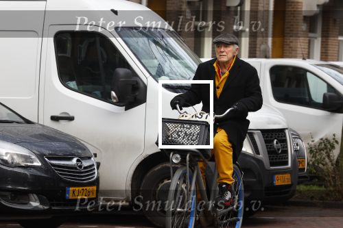 Amsterdam 12 januari 2022
Hans Dagelet op de fiets in Amsterdam zuid.
