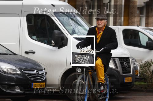 Amsterdam 12 januari 2022
Hans Dagelet op de fiets in Amsterdam zuid.