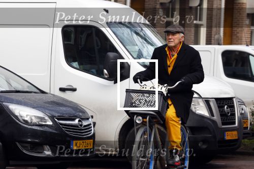 Amsterdam 12 januari 2022
Hans Dagelet op de fiets in Amsterdam zuid.