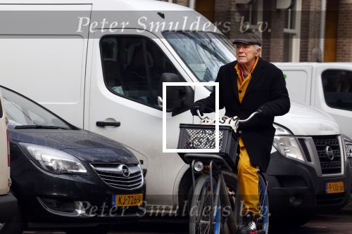 Amsterdam 12 januari 2022
Hans Dagelet op de fiets in Amsterdam zuid.