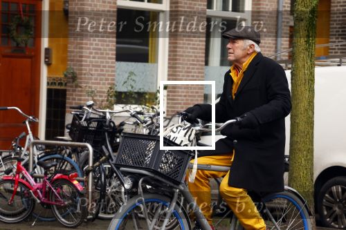 Amsterdam 12 januari 2022
Hans Dagelet op de fiets in Amsterdam zuid.