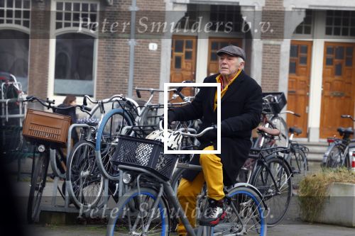 Amsterdam 12 januari 2022
Hans Dagelet op de fiets in Amsterdam zuid.