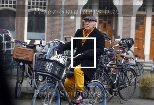 Amsterdam 12 januari 2022
Hans Dagelet op de fiets in Amsterdam zuid.