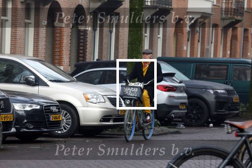 Amsterdam 12 januari 2022
Hans Dagelet op de fiets in Amsterdam zuid.