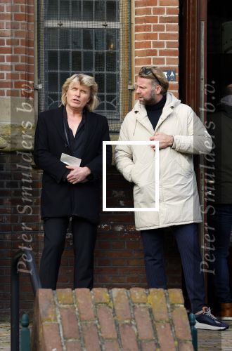 Schagen 11 januari 2022
Begrafenis / dienst van Janny Joling de moeder van Gerard Joling in het centrum van Schagen. Hans Klok