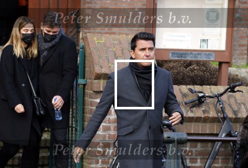 Schagen 11 januari 2022
Begrafenis / dienst van Janny Joling de moeder van Gerard Joling in het centrum van Schagen. Jan Smit