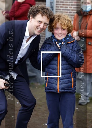 Amsterdam 19 januari 2022
Cabaretiers Bert Visscher en Jochem Myer tijdens de landelijke protestactie Kapsalon Theater in de Kleine Komedie. De cultuursector komt in actie tegen de coronamaatregelen. Tientallen theaters in heel Nederland  zijn omgebouwd tot een kapsalon.