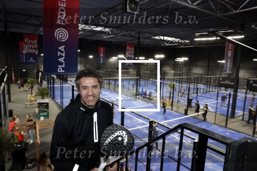Amsterdam 12 februari 2022
Opening Plaza Padel in Amsterdam west . Aanwezig oa Ronald de Boer Jan Joost v Gangelen Kenneth Perez John v Lottum en Aron Winter.