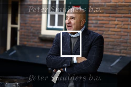 Laren 7 februari 2022
John v d Heuvel  bij boekpresentatie van Willibrord Frequin.