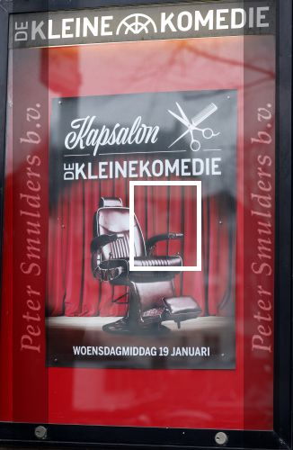Amsterdam 19 januari 2022
Cabaretiers Bert Visscher en Jochem Myer tijdens de landelijke protestactie Kapsalon Theater in de Kleine Komedie. De cultuursector komt in actie tegen de coronamaatregelen. Tientallen theaters in heel Nederland  zijn omgebouwd tot een kapsalon.