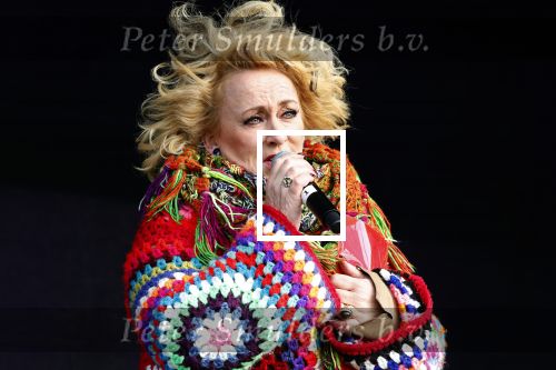 Amsterdam 29 januari 2022
Demonstratie tegen seksueel geweld op het museumplein. Karin Bloemen presenteert het .