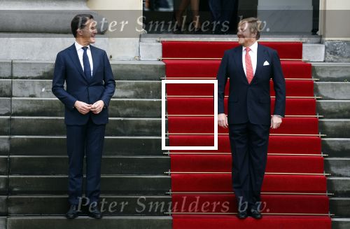 Den haag 10 januari 2022
Balkonscene nieuwe kabinet op paleis Noordeinde.
Koning Willem Alexander Mark Rutte Wopke Hoekstra Hugo de Jonge Kasja ollongren Liesje Schreinemacher Franc Weerwind Dilan Yesilgoz Hanke Bruins Robbert Dijkgraaf Dennis Wiersma Mark Harbers Micky Adriaansens Rob Jetten Henk Staghouwer Christianne v d Wal Karien v Gennip Carola Schouten Ernst Kuipers en Conny Helder .