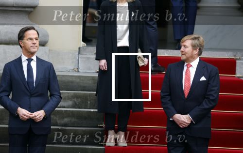 Den haag 10 januari 2022
Balkonscene nieuwe kabinet op paleis Noordeinde.
Koning Willem Alexander Mark Rutte Wopke Hoekstra Hugo de Jonge Kasja ollongren Liesje Schreinemacher Franc Weerwind Dilan Yesilgoz Hanke Bruins Robbert Dijkgraaf Dennis Wiersma Mark Harbers Micky Adriaansens Rob Jetten Henk Staghouwer Christianne v d Wal Karien v Gennip Carola Schouten Ernst Kuipers en Conny Helder .