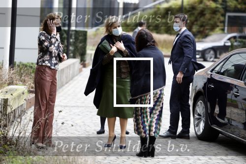 Amsterdam 16 februari 2022
Koningin Maxima arriveert bij het ABN AMRO bank kantoor op de zuidas voor bijeenkomst inclusive banking.