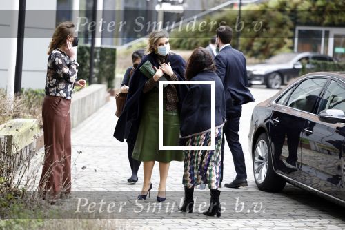 Amsterdam 16 februari 2022
Koningin Maxima arriveert bij het ABN AMRO bank kantoor op de zuidas voor bijeenkomst inclusive banking.