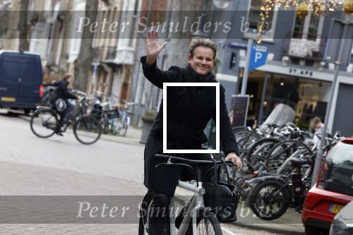 Amsterdam 8 februari 2022
Leco v Zadelhoff op zijn electrische v Moof fiets in amsterdam zuid