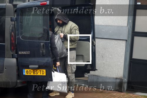 Amsterdam 18 januari 2022
Lil Kleine en jaimie Vaes verhuizen terug naar hun oude huis wat door een overstroming maanden lang onbewoonbaar was.