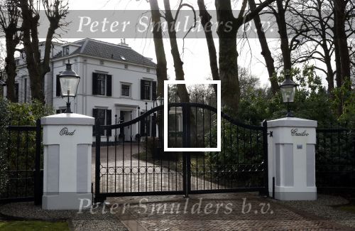 Huizen 13 februari 2022
Linda de Mol kreeg bezoek aan huis