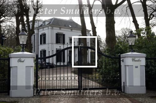 Huizen 13 februari 2022
Linda de Mol kreeg bezoek aan huis