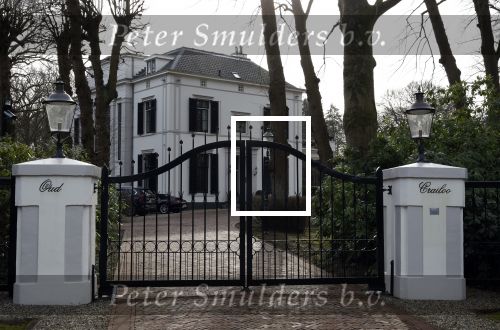 Huizen 13 februari 2022
Linda de Mol kreeg bezoek aan huis