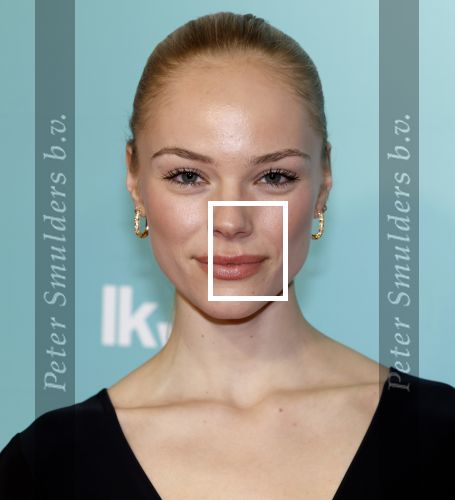 Amsterdam 14 februari 2022
Premiere ik wist het in Tuschinski.
Lonneke Bakker