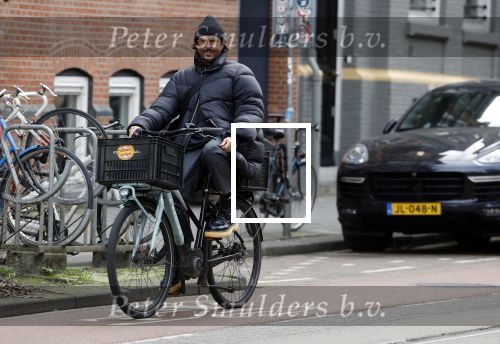 Amsterdam 8 februari 2022
Mari v d Ven op de fiets in amsterdam zuid