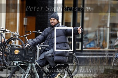 Amsterdam 8 februari 2022
Mari v d Ven op de fiets in amsterdam zuid