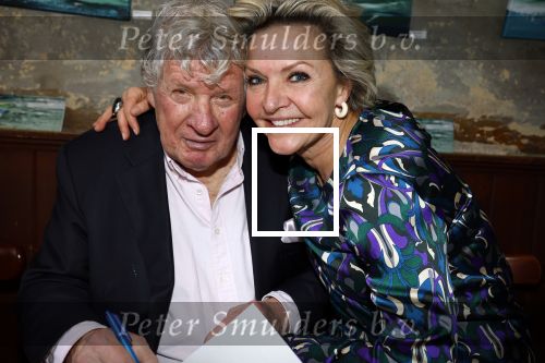 Laren 7 februari 2022
Boekpresentatie van Willibrord Frequin in het bonte paard. Rene v d Gijp reikte het eerste exemplaar uit . Fons de Poel is de schrijver. Willibrord en Mariska v Kolck