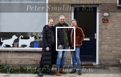Uithoorn 10 februari 2022
Martien Meiland Erica en Maxime nemen nieuw programma oip voor sbs6 . Ze wonen in rijtjes huis en moeten van de bijstand leven.