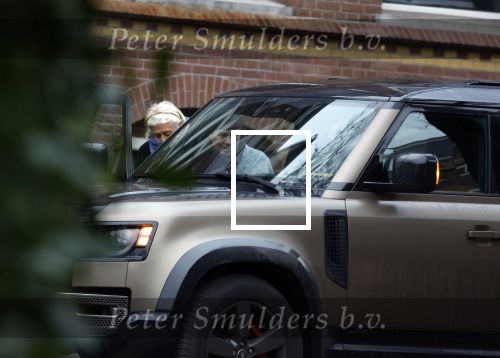 Amsterdam 15 januari 2021
Martijn Krabbe haalt zijn moeder Herma Krabbe op en gaat naar zijn huis.