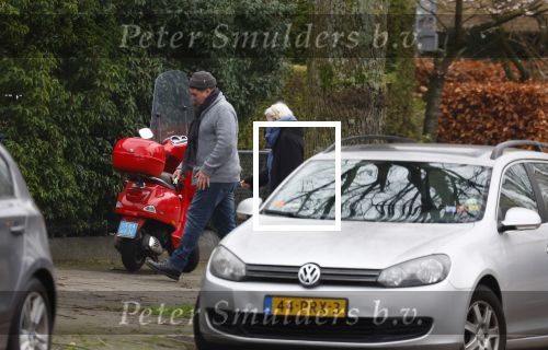 Amsterdam 15 januari 2021
Martijn Krabbe haalt zijn moeder Herma Krabbe op en gaat naar zijn huis.