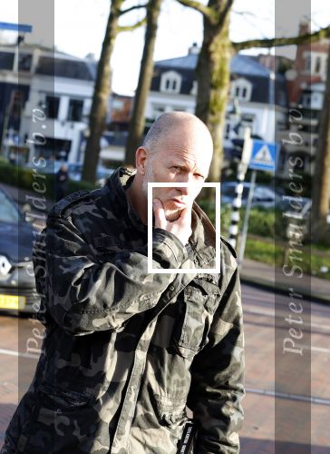 Laren 7 februari 2022
Boekpresentatie van Willibrord Frequin in het bonte paard. Rene v d Gijp reikte het eerste exemplaar uit . Fons de Poel is de schrijver. Maxim Hartman