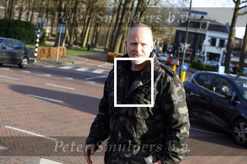 Laren 7 februari 2022
Boekpresentatie van Willibrord Frequin in het bonte paard. Rene v d Gijp reikte het eerste exemplaar uit . Fons de Poel is de schrijver. Maxim Hartman