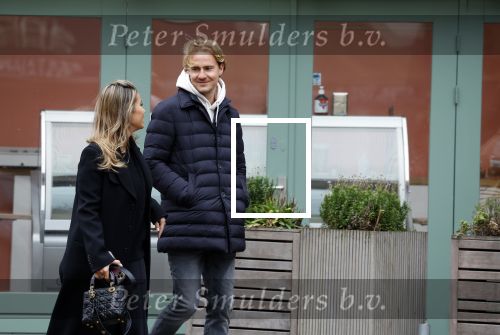 Amsterdam 29 januari 2022
Monica Geuze en haar vriend Robbert Kroese wandelnd door Amsterdam zuid.