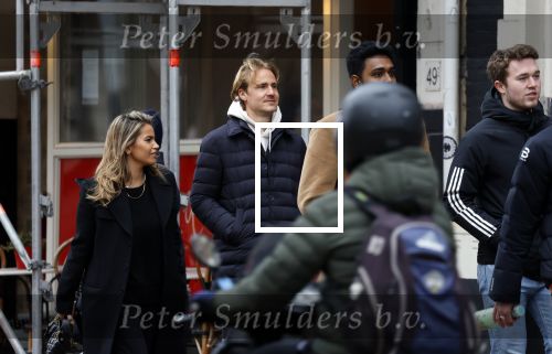 Amsterdam 29 januari 2022
Monica Geuze en haar vriend Robbert Kroese wandelnd door Amsterdam zuid.