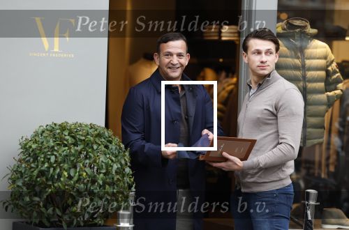 Amsterdam 27 januari 2022
Najib Amhali koopt kleding bij Layer Paris in Amsterdam zuid