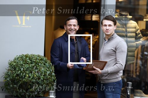Amsterdam 27 januari 2022
Najib Amhali koopt kleding bij Layer Paris in Amsterdam zuid