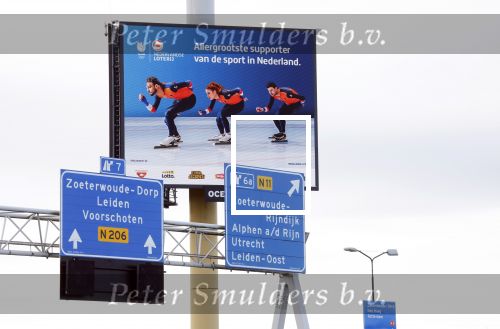 Den Haag  8 februari 2022
Abri Nederlandse loterij met daarop Kjeld Nuis en Sven Kramer