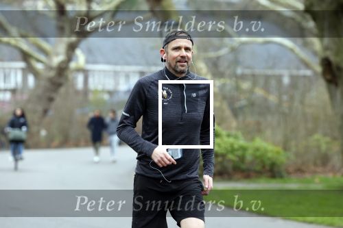 Amsterdam 14 januari 2022
Patrick Martens hard lopend in het Oosterpark in Amsterdam.