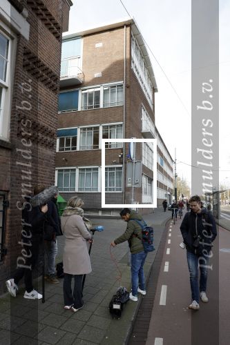 Amsterdam 15 februari 2022
Pers voor het politieburo Lijnbaansgracht waar Lil Kleine en Glennis Grace zitten