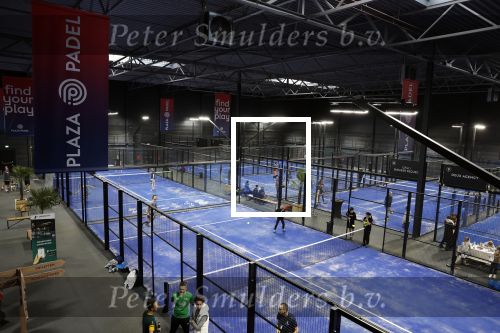 Amsterdam 12 februari 2022
Opening Plaza Padel in Amsterdam west . Aanwezig oa Ronald de Boer Jan Joost v Gangelen Kenneth Perez John v Lottum en Aron Winter.