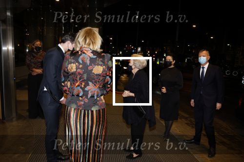 Amsterdam 6 februari 2022
Afscheidsconcert naar aanleiding van overlijden Bernard Haitink in het concertgebouw. Prinses Beatrix is aanwezig en moet gewoon een corona check laten doen.