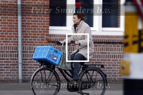 Amsterdam 13 februari 2022
Prinses Marilene op de fiets in Amsterdam zuid.