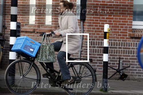 Amsterdam 13 februari 2022
Prinses Marilene op de fiets in Amsterdam zuid.