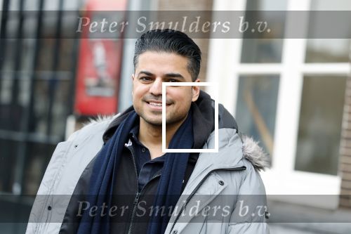 Amsterdam 19 januari 2022
Cabaretiers Bert Visscher en Jochem Myer tijdens de landelijke protestactie Kapsalon Theater in de Kleine Komedie. De cultuursector komt in actie tegen de coronamaatregelen. Tientallen theaters in heel Nederland  zijn omgebouwd tot een kapsalon. Rayen Panday