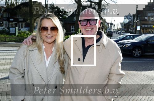 Laren 7 februari 2022
Rene v d Gijp en zijn vrouw Minouche op weg naar de boekpresentatie van Willibrord Frequin.