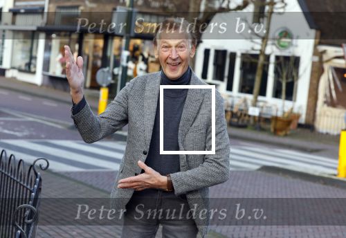 Laren 7 februari 2022
Boekpresentatie van Willibrord Frequin in het bonte paard. Rene v d Gijp reikte het eerste exemplaar uit . Riny v d Lee