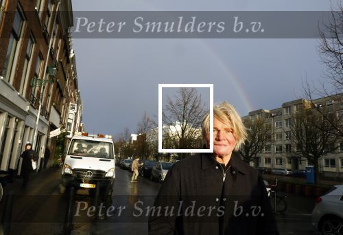 Den Haag 4 februari 2022
Rob en Ferdi Bolland worden geeerd met een plakaat op de muur van een huis met een tekst van 1 van hun liedjes daarop. Het hangt in de straat waar Rob Bolland woont.