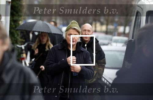 Den Haag 4 februari 2022
Rob en Ferdi Bolland worden geeerd met een plakaat op de muur van een huis met een tekst van 1 van hun liedjes daarop. Het hangt in de straat waar Rob Bolland woont.