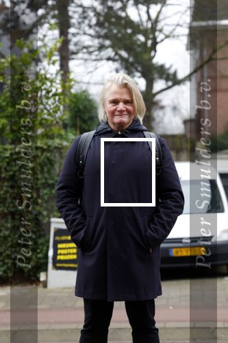 Amsterdam 18 januari 2022
Rob Bolland staat op de bus te wachten in Amsterdam zuid
